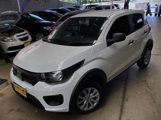 FIAT MOBI 1.0 EVO FLEX LIKE. MANUAL FIAT MOBI 1.0 EVO FLEX LIKE. MANUAL
